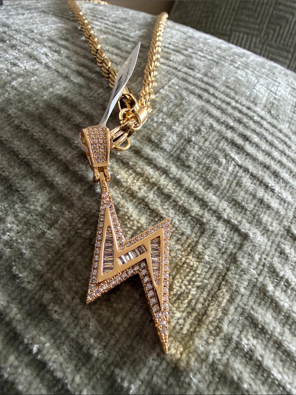 NWT Gold Tone Rope Chain Necklace with Lightning Pendant